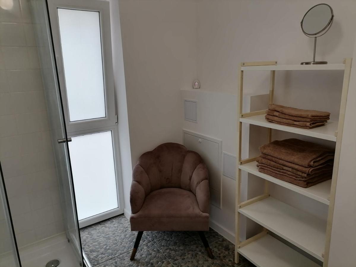 Kapitany Apartman Appartement Siófok Buitenkant foto